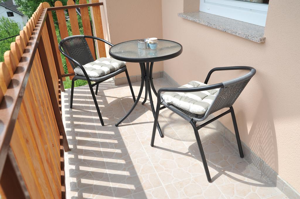 Apartments Zugec Seliste Dreznicko Δωμάτιο φωτογραφία